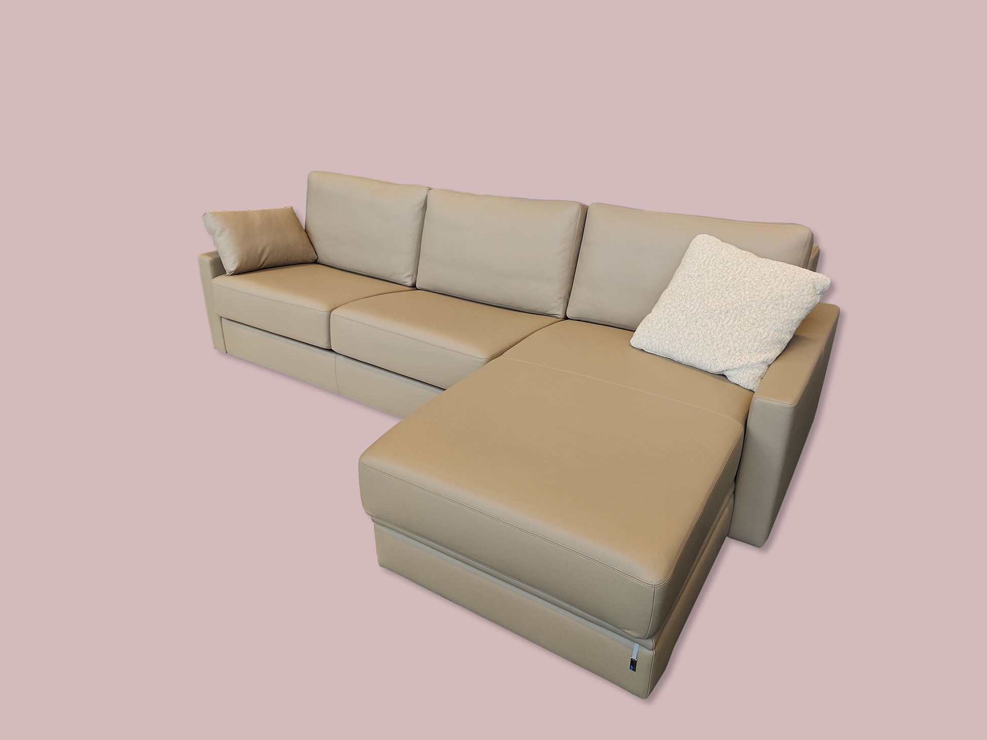 ES900 Bettanreihsofa mit Longchair