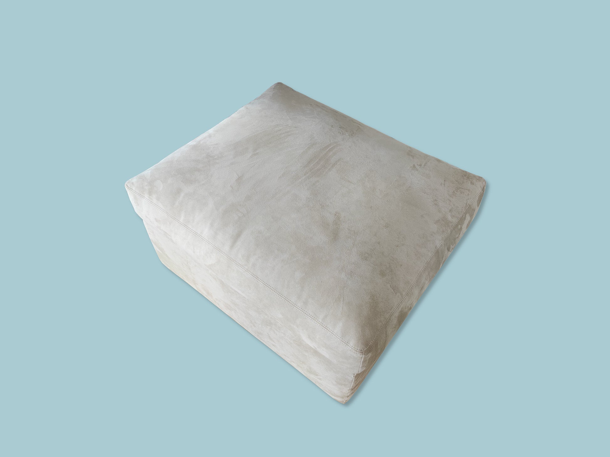 CL150 Hocker