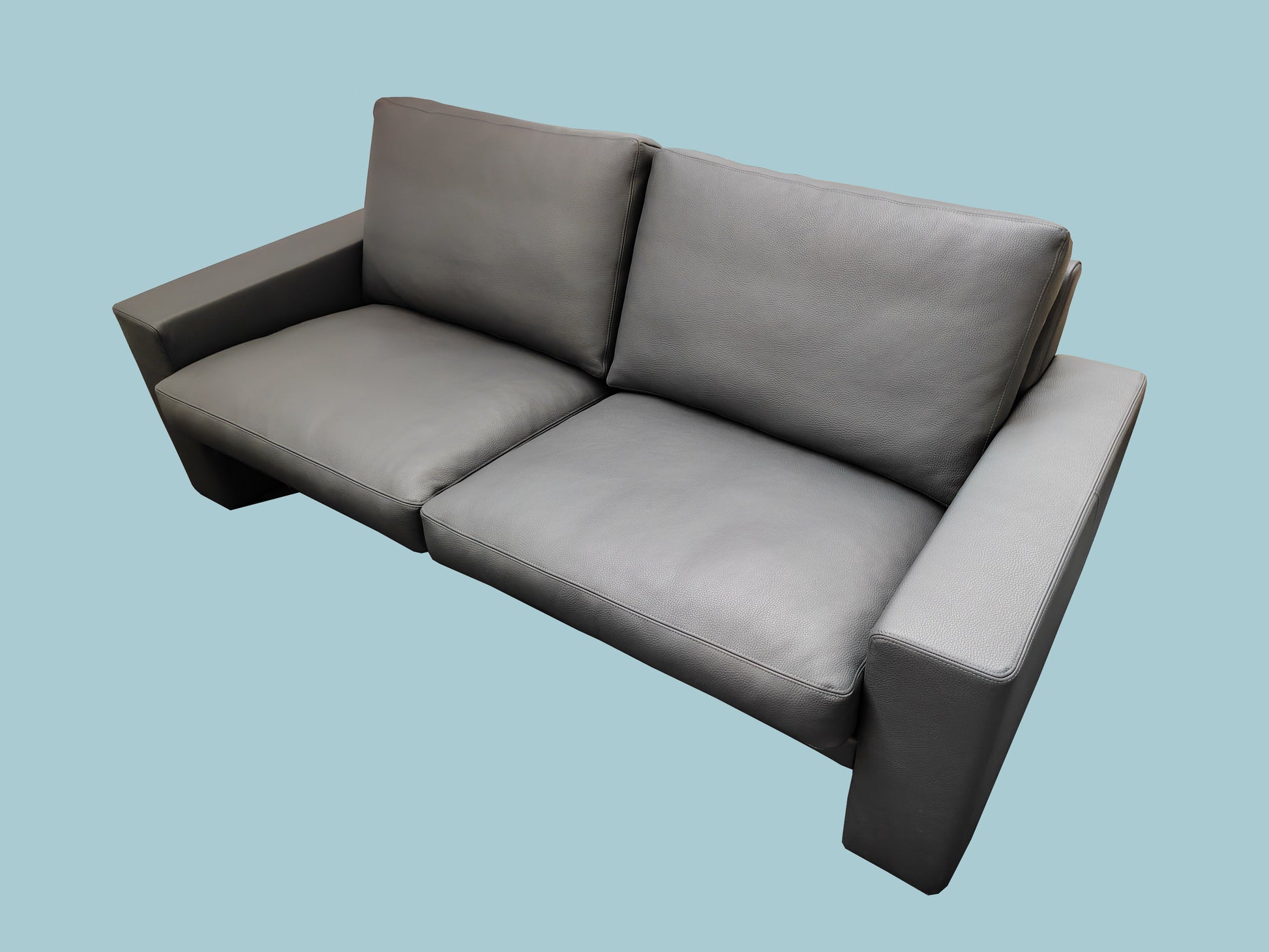CL100 Sofa