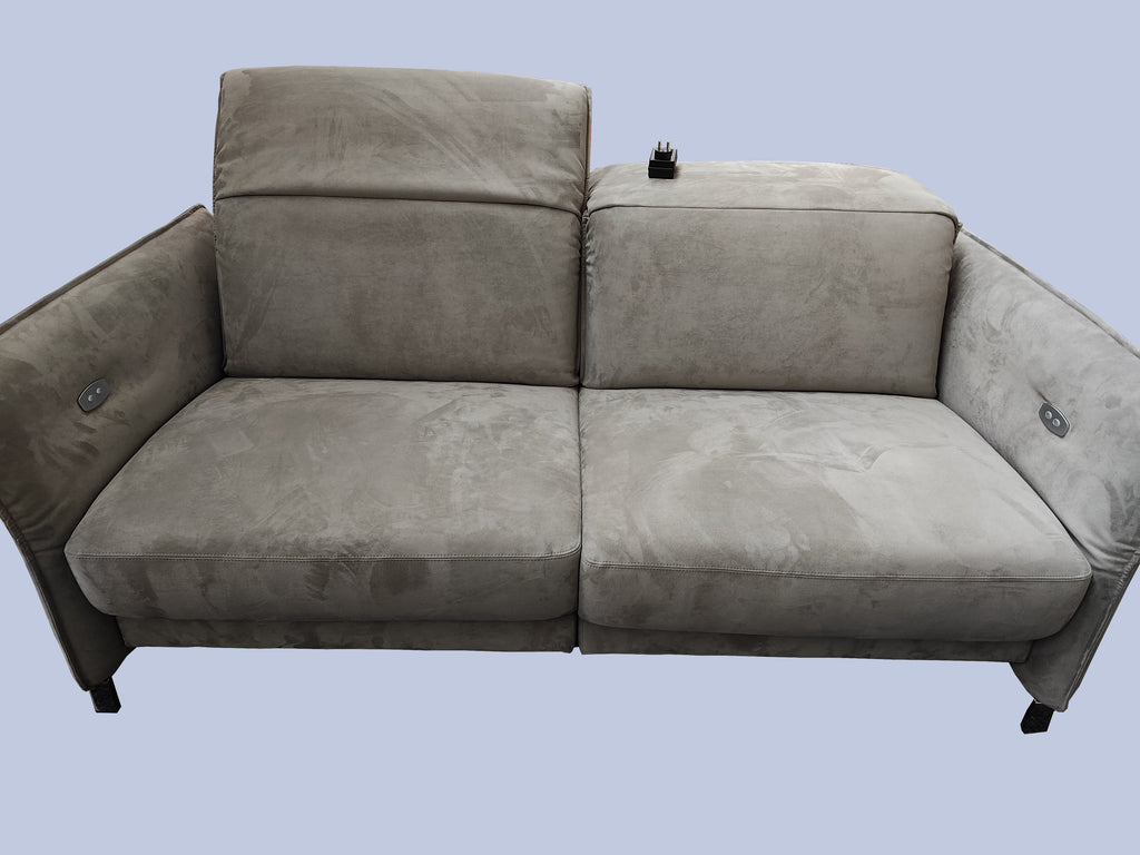AV965 Sofa