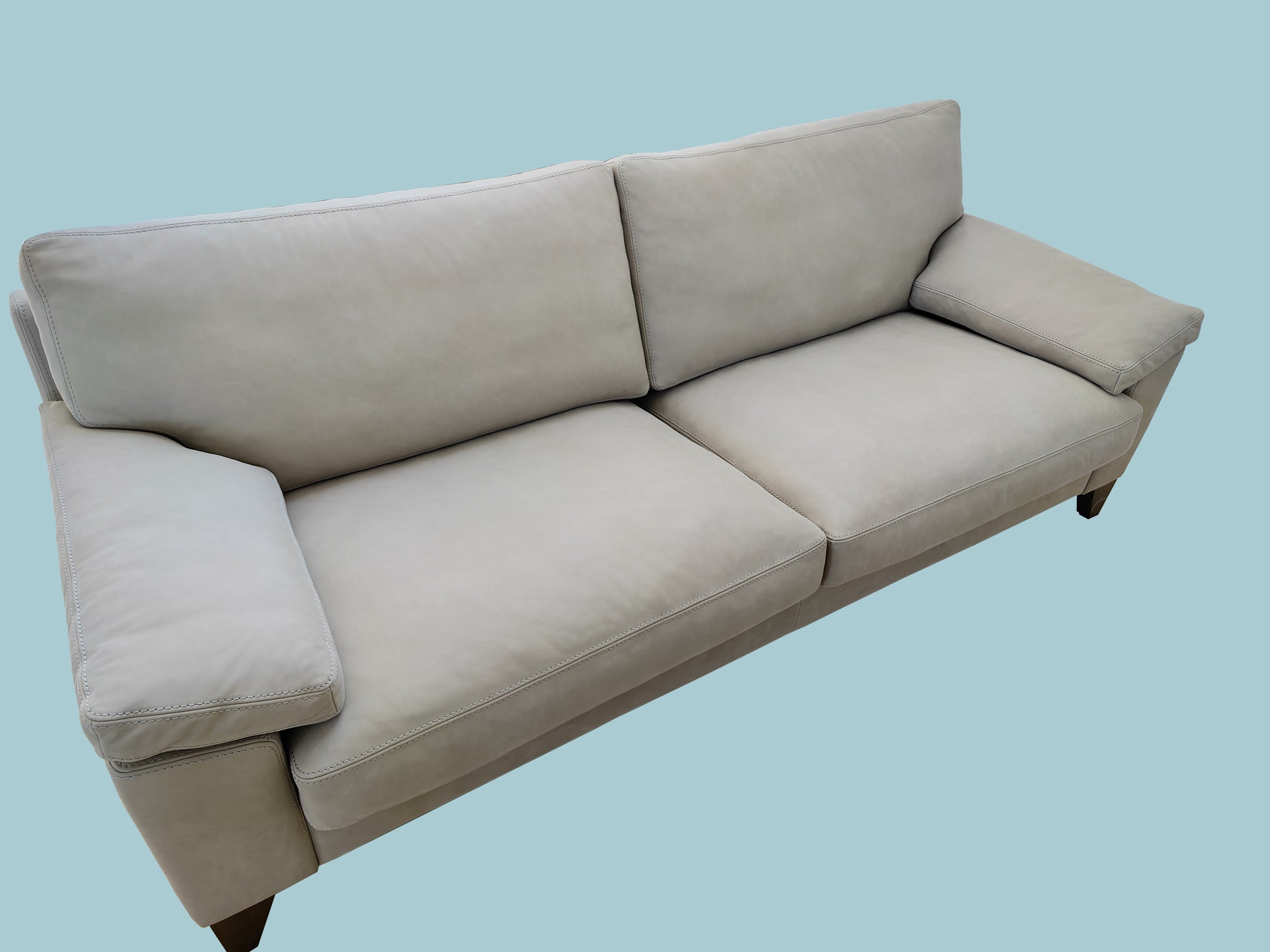 CL650 zwei Sofas