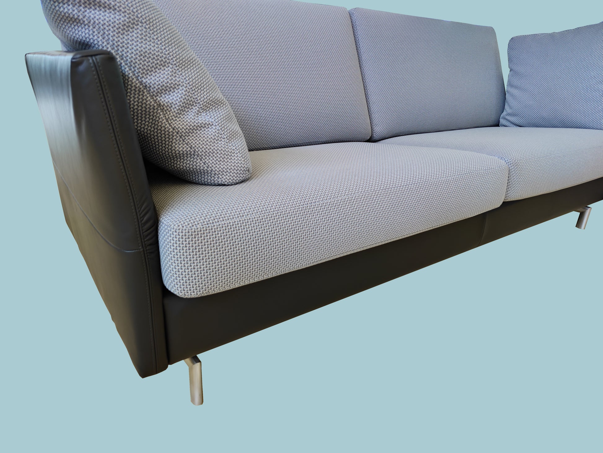 CL990 Sofa