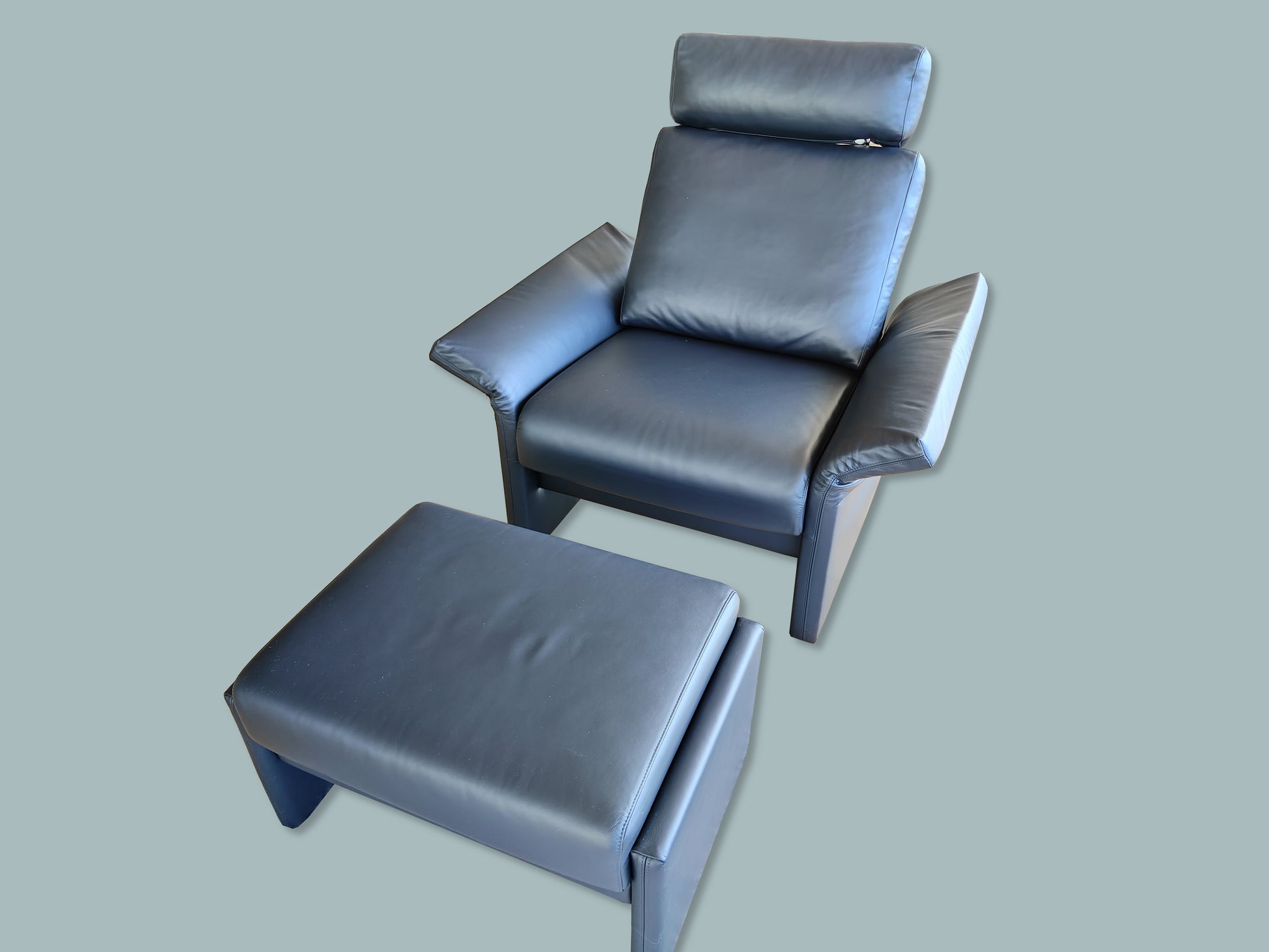 ER175 Varese Sessel mit Hocker