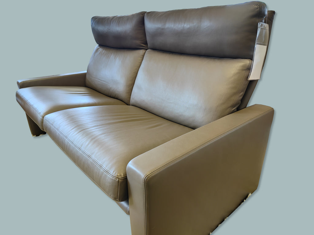 ER250 Manhattan Sofa