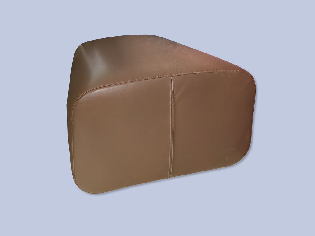 AV200 Sofa mit Hocker