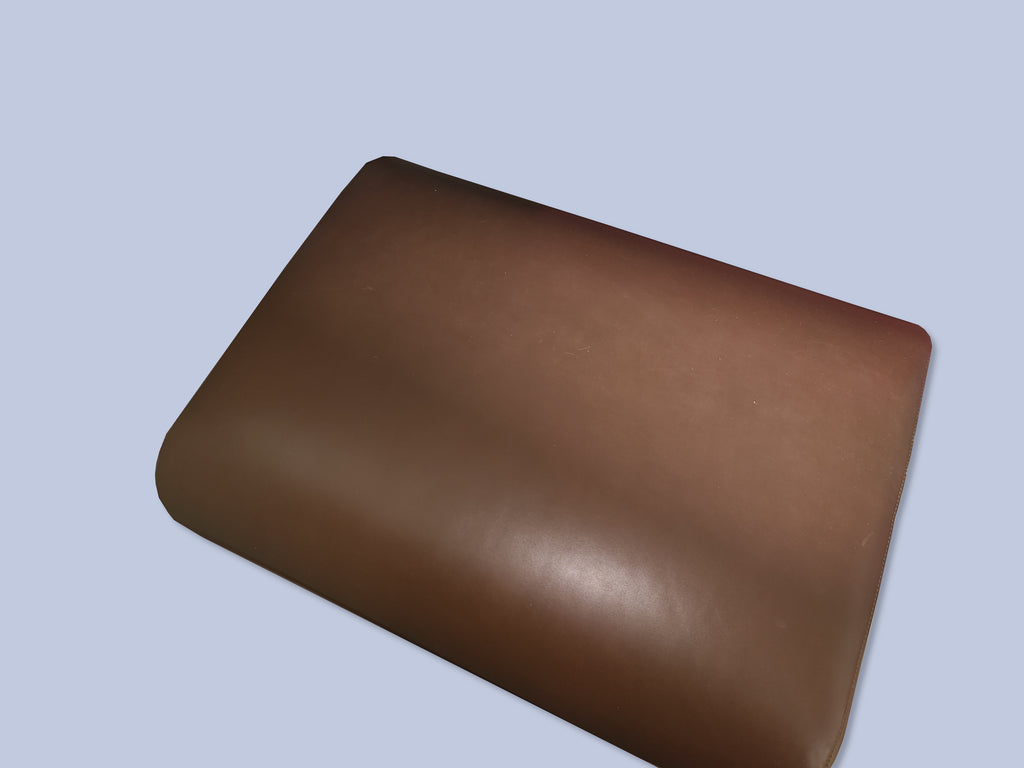 AV200 Sofa mit Hocker